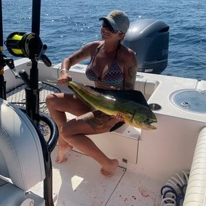 Meet your Posher, Elizabeth